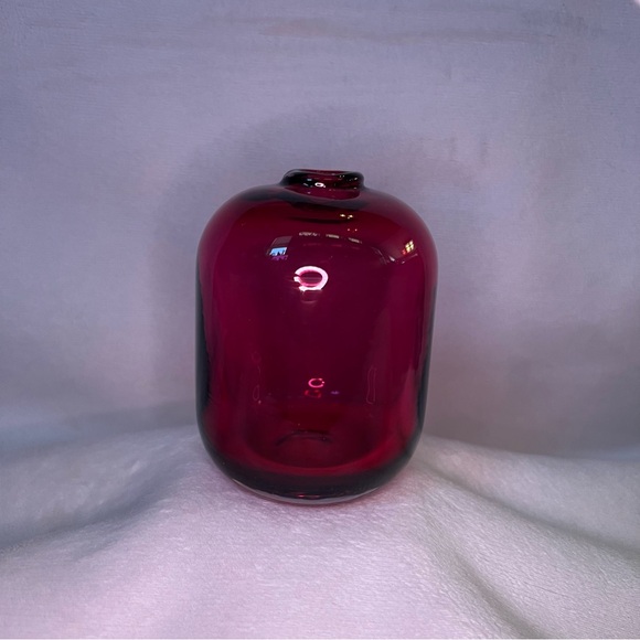 Pilgrim Other - Vintage Pilgrim Hand Blown Cranberry Glass Bud Vase